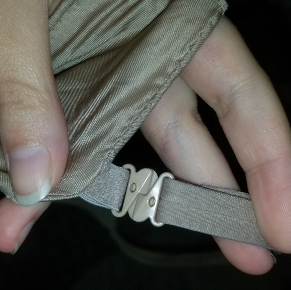 Victoria's Secret Nude Bra - Picture 4 of 4